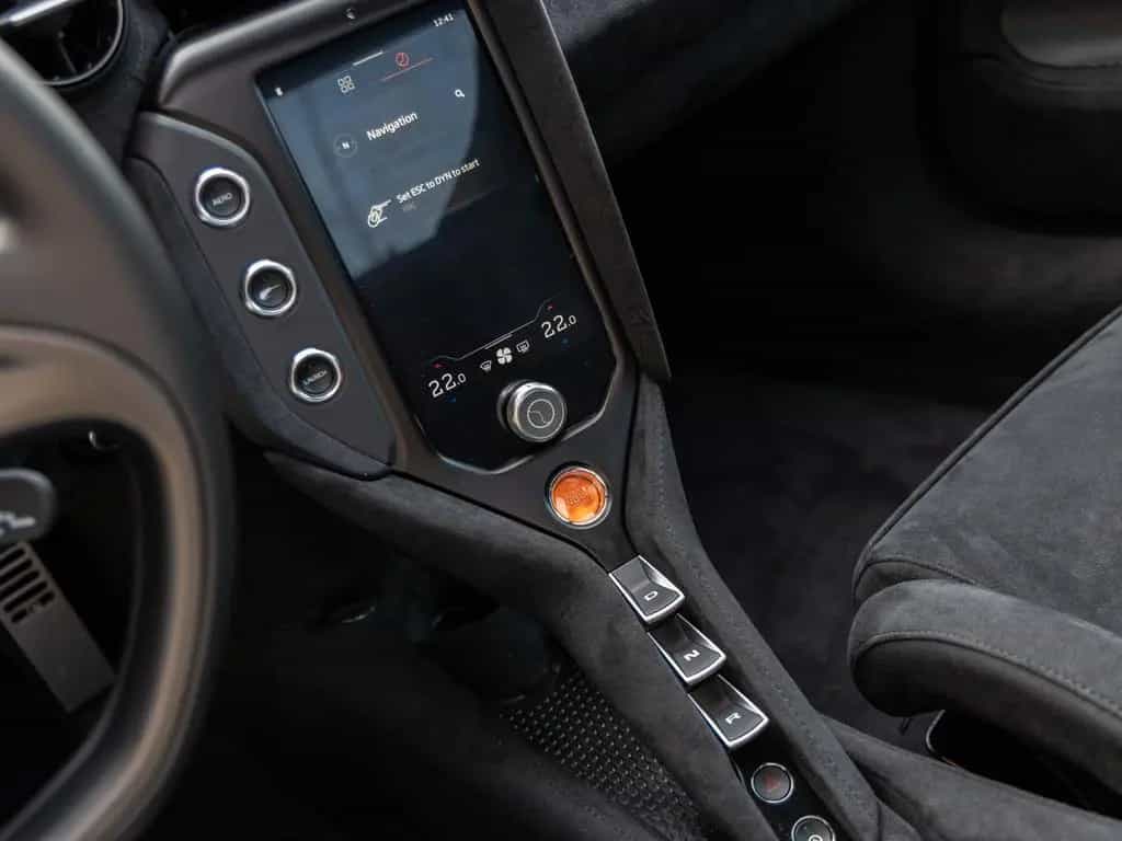 McLaren 750S Coupé 2999.- Euro mtl. eff. 1,95% null-photo-25