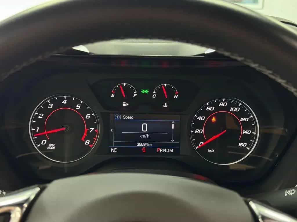 Chevrolet Camaro 2,0l Turbo *AUT / LEDER* 04/2023-photo-14
