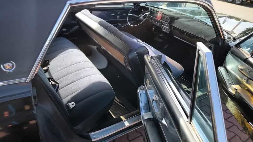 Cadillac Deville 6.4 Fleetwood  H-Kennzeichen TÜV Neu 07/1962-photo-14