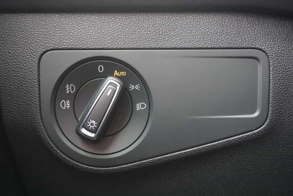 Volkswagen Tiguan 1.4 TSI LED Panorama Standheizung PDC USB 04/2018-photo-21