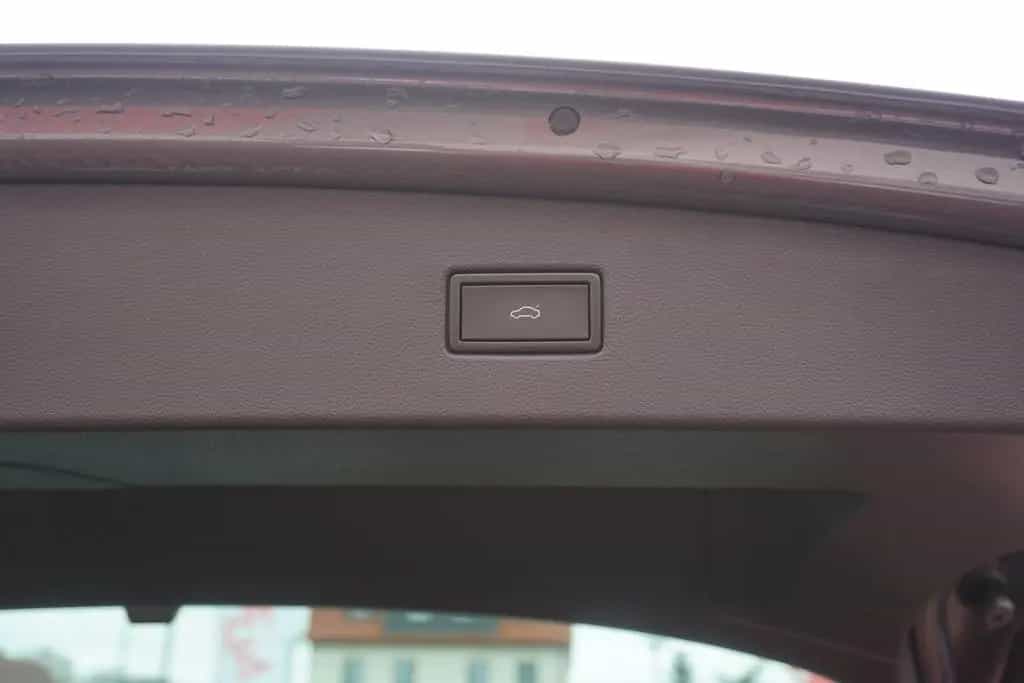 Volkswagen Tiguan 1.4 TSI LED Panorama Standheizung PDC USB 04/2018-photo-33