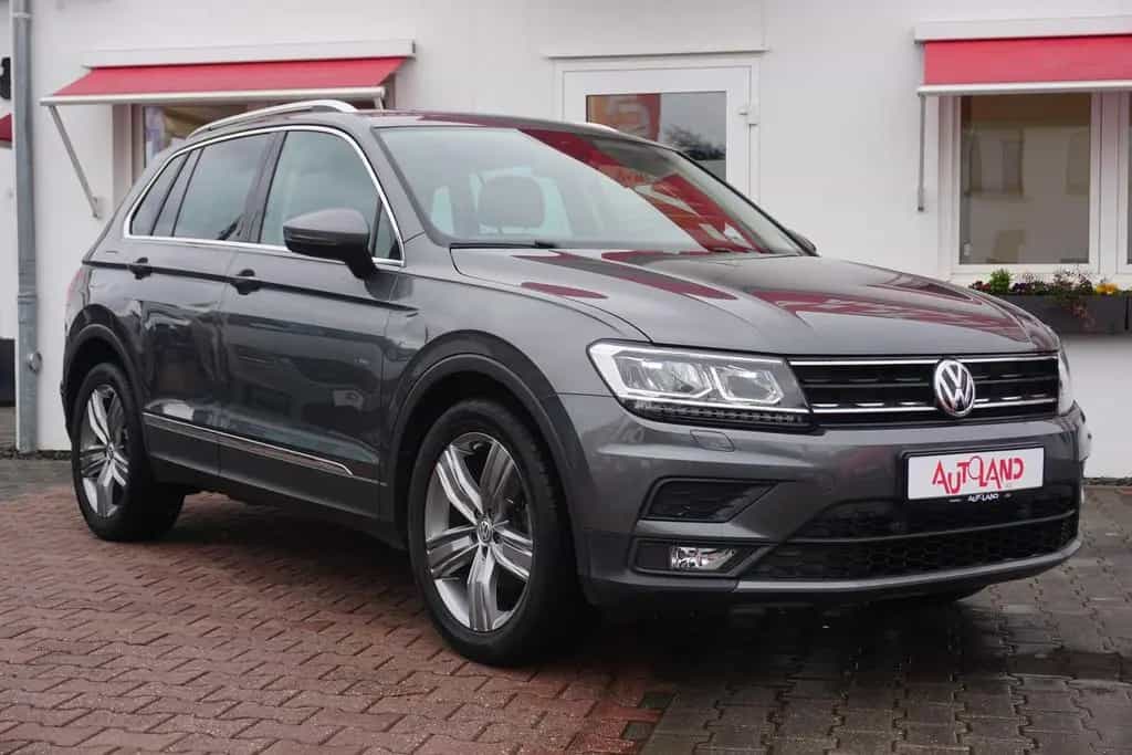 Volkswagen Tiguan 1.4 TSI LED Panorama Standheizung PDC USB 04/2018-photo-6