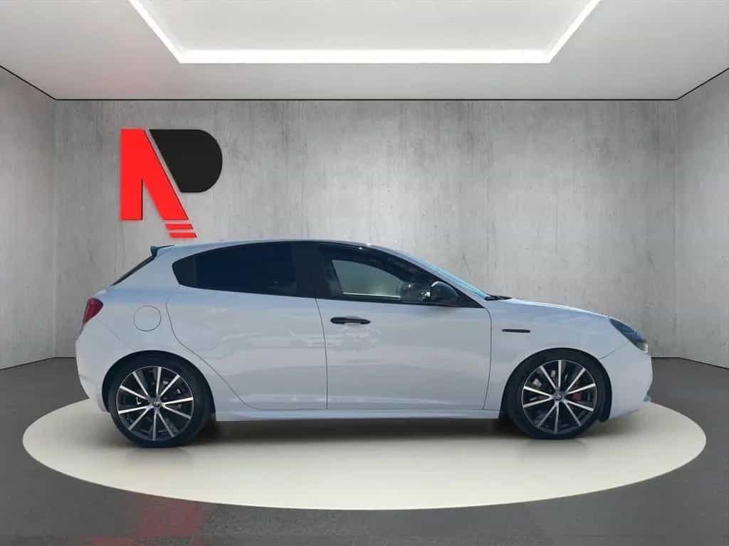 Alfa Romeo Giulietta 1.6 JTDm TCT 120 CV Sportiv 08/2020-photo-2