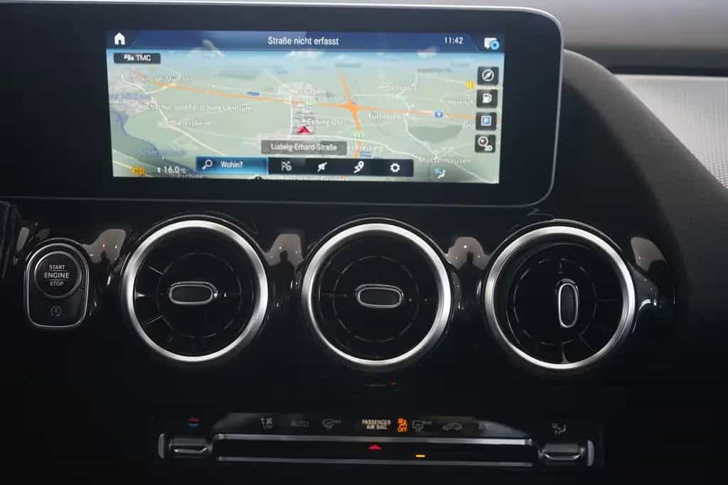 Mercedes-Benz B 180 d MBUX+NAVI+KEYLESS GO+TEMPOMAT+RÜCKFAHRKAM 05/2020-photo-20