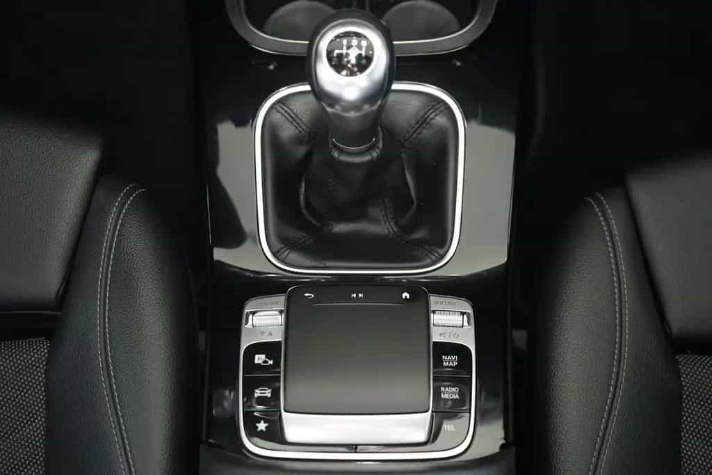 Mercedes-Benz B 180 d MBUX+NAVI+KEYLESS GO+TEMPOMAT+RÜCKFAHRKAM 05/2020-photo-22