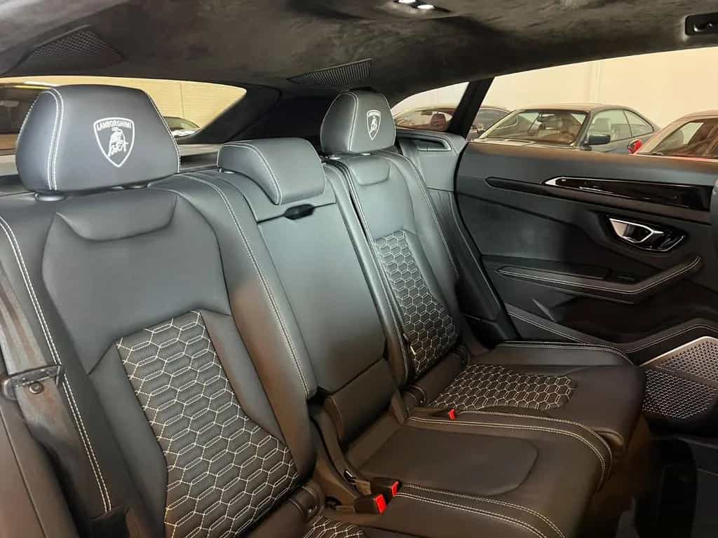 Lamborghini Urus 4.0 V8 Autom.-23"-PANO-B&O-MWST.-GARANTIE- 06/2022-photo-12