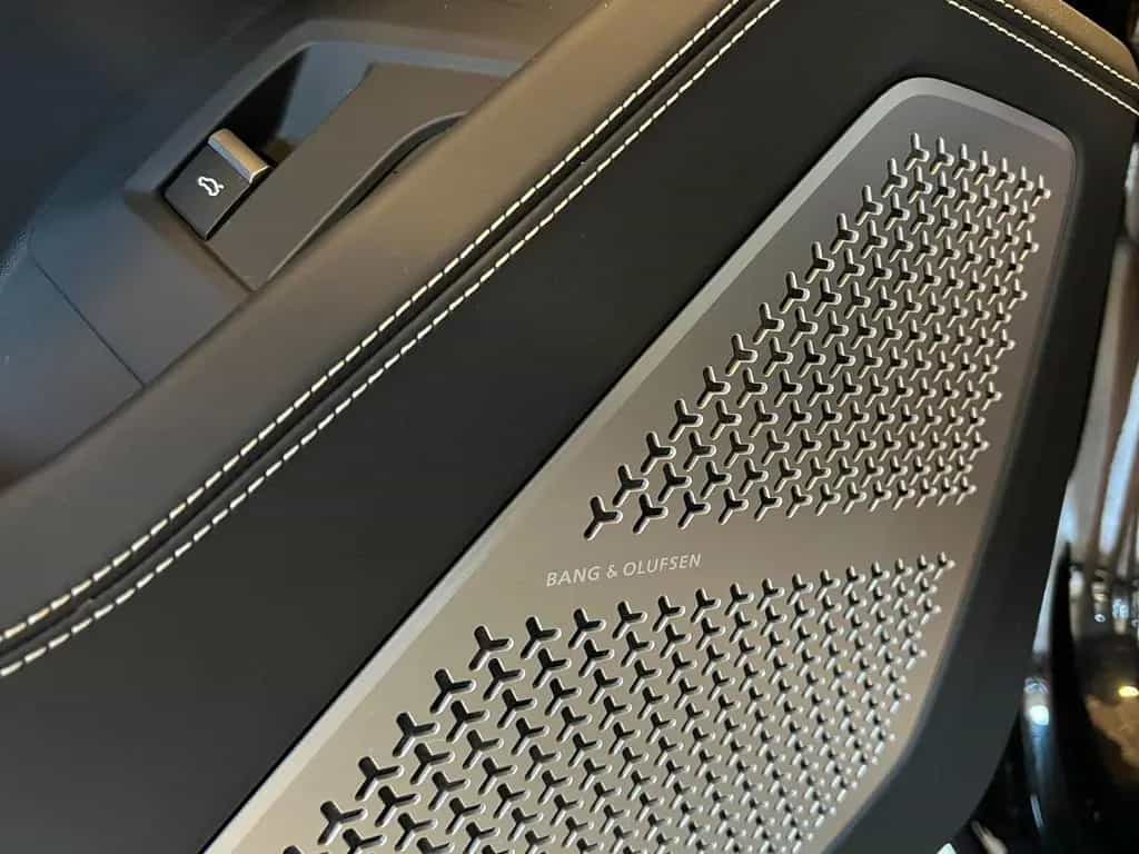 Lamborghini Urus 4.0 V8 Autom.-23"-PANO-B&O-MWST.-GARANTIE- 06/2022-photo-21