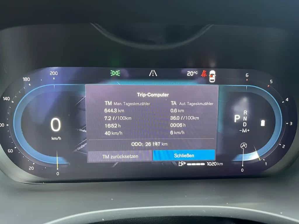 Volvo XC60 B4 D Plus Dark Auto 01/2024-photo-15