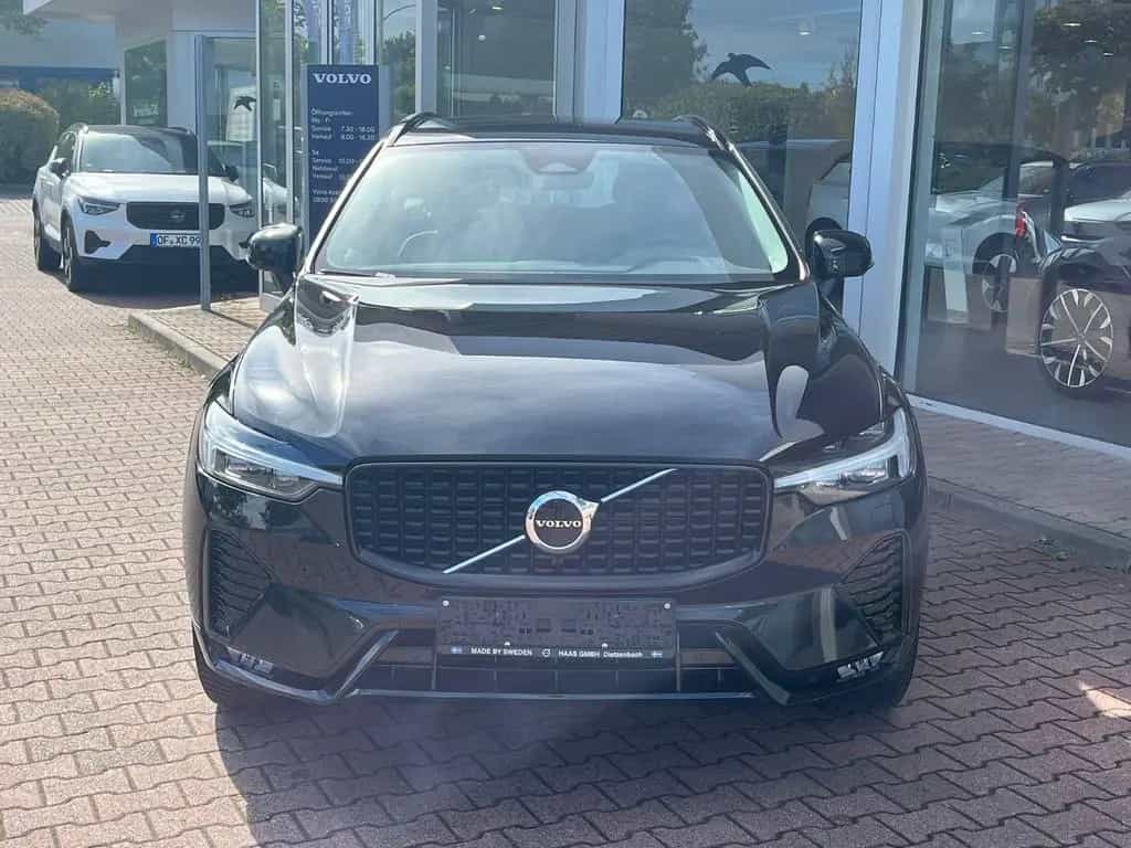 Volvo XC60 B4 D Plus Dark Auto 01/2024-photo-3