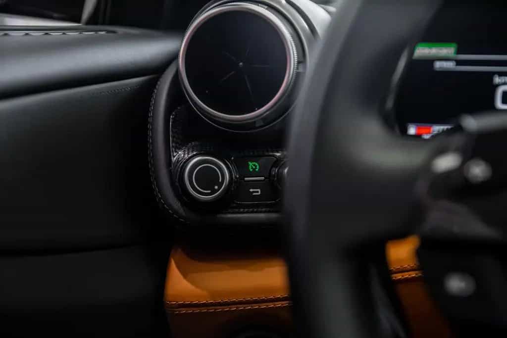 Ferrari GTC4Lusso V12 ~Ferrari Munsterhuis~ 06/2021-photo-7