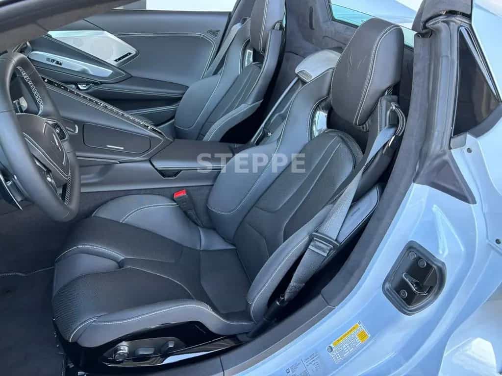 Corvette C8 Stingray Convertible 3LT Europamodell STEPPE 08/2025-photo-10