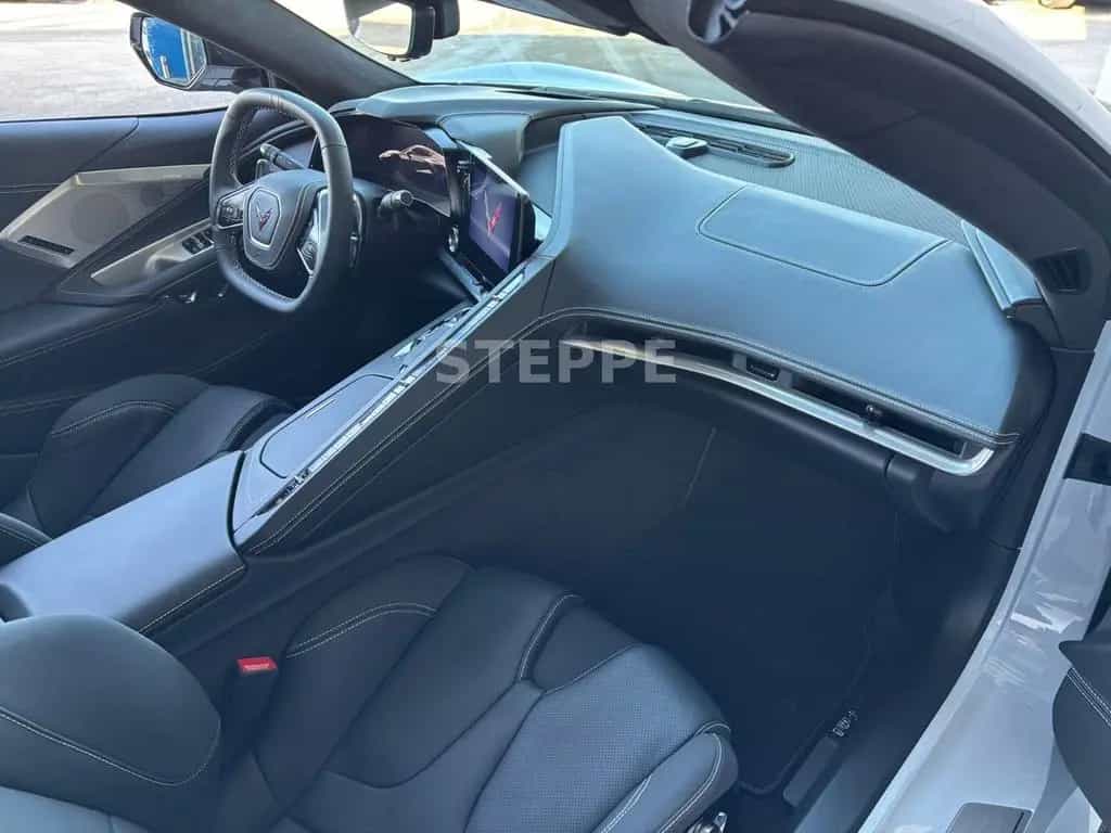 Corvette C8 Stingray Convertible 3LT Europamodell STEPPE 08/2025-photo-11