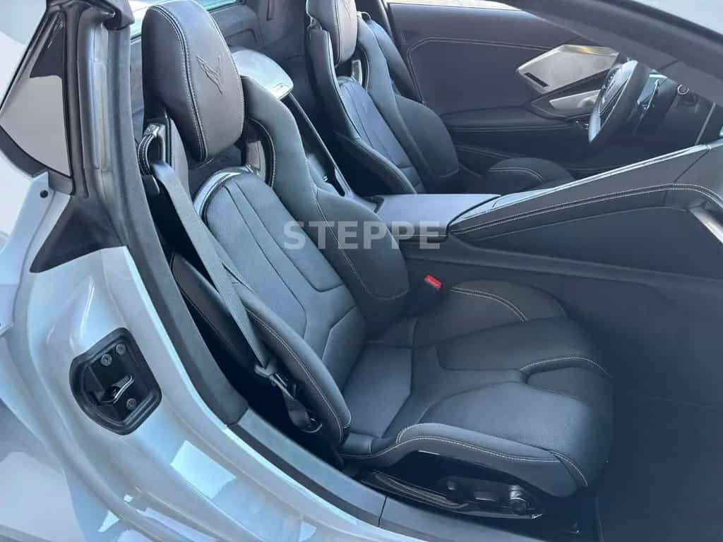 Corvette C8 Stingray Convertible 3LT Europamodell STEPPE 08/2025-photo-12