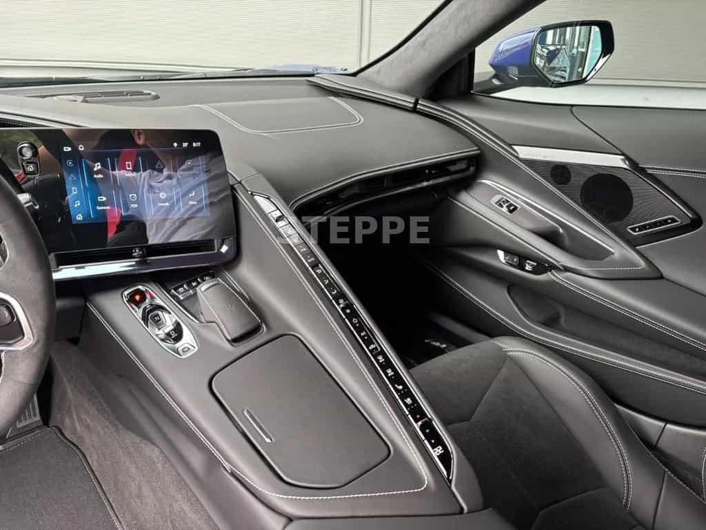 Corvette C8 Stingray Coupe 2025 3LT EUModell STEPPE null-photo-10