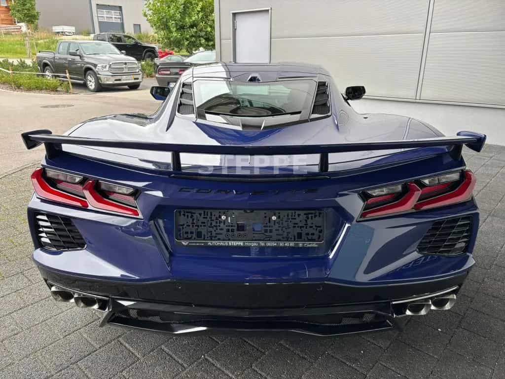 Corvette C8 Stingray Coupe 2025 3LT EUModell STEPPE null-photo-4