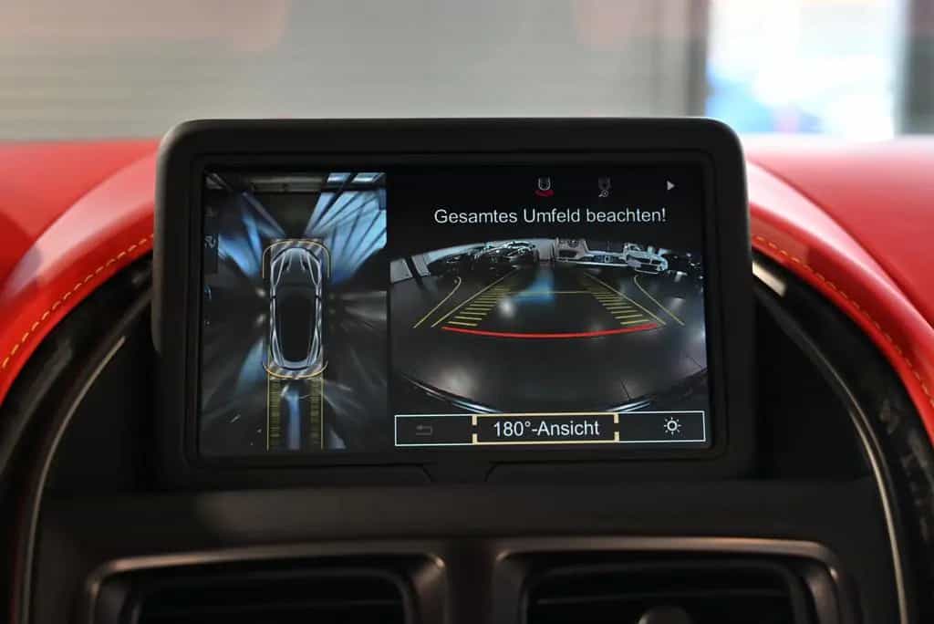 Aston Martin DBS Volante / Elwood Blue-Vivid Red / Titan-AGA 08/2022-photo-41