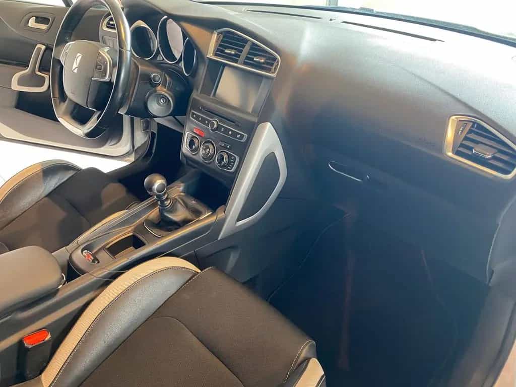 Citroën DS4 1.2 PureTech 130 Chic 04/2015-photo-10