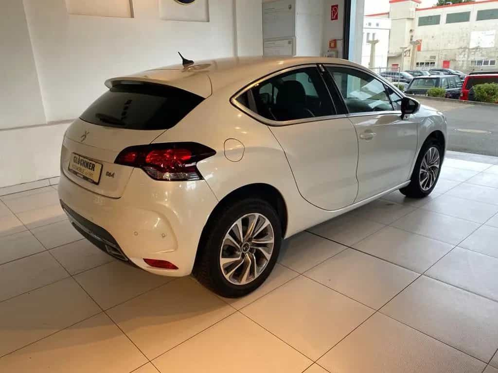 Citroën DS4 1.2 PureTech 130 Chic 04/2015-photo-3