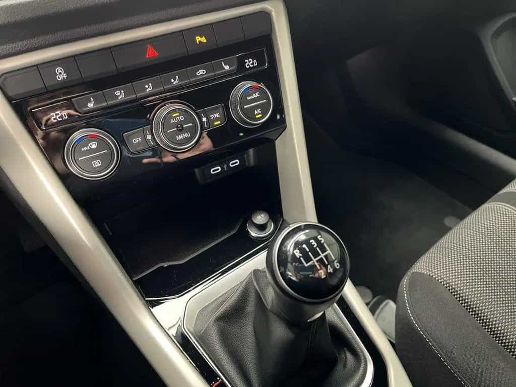 Volkswagen T-Roc Cabriolet 1.0 TSI Style PDC Sitzhzg. 08/2021-photo-14
