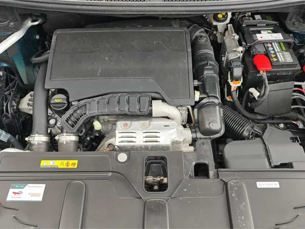 Peugeot 3008 Allure Pack 1.2 130 Navi Rückfahrkamera LED 06/2024-photo-17