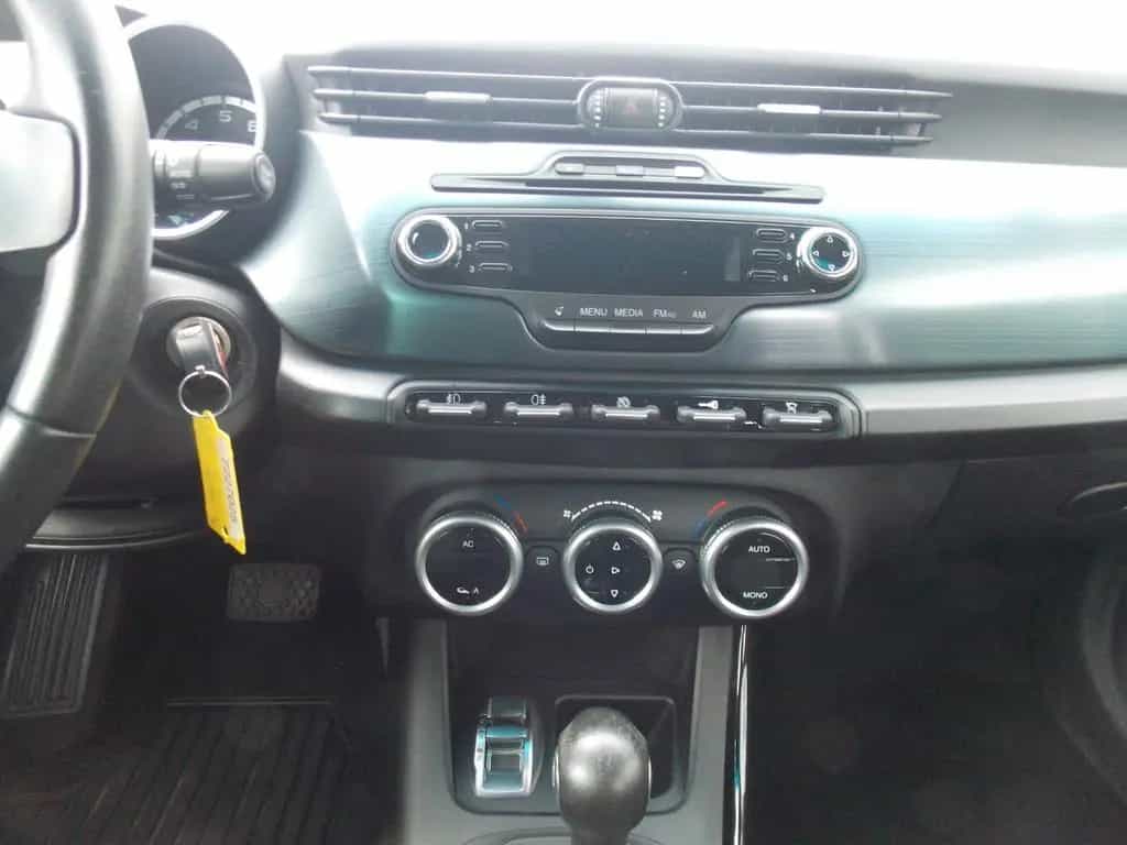 Alfa Romeo Giulietta Turismo Automatik aus 1.Hand/HU NEU 01/2014-photo-12