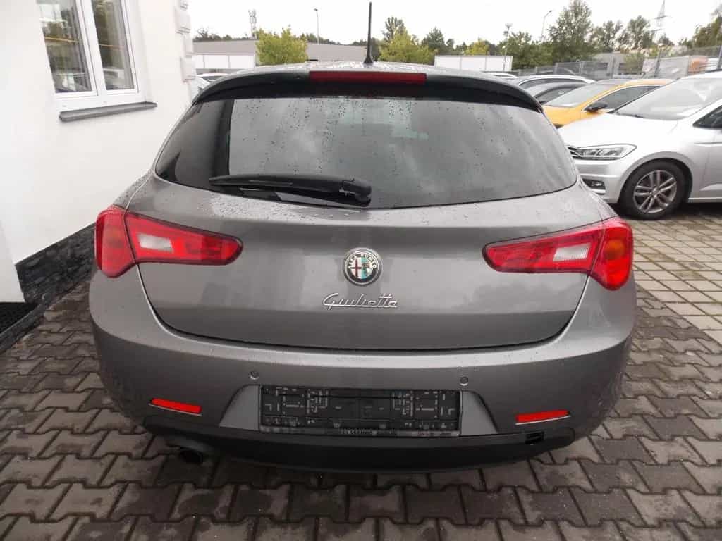 Alfa Romeo Giulietta Turismo Automatik aus 1.Hand/HU NEU 01/2014-photo-6