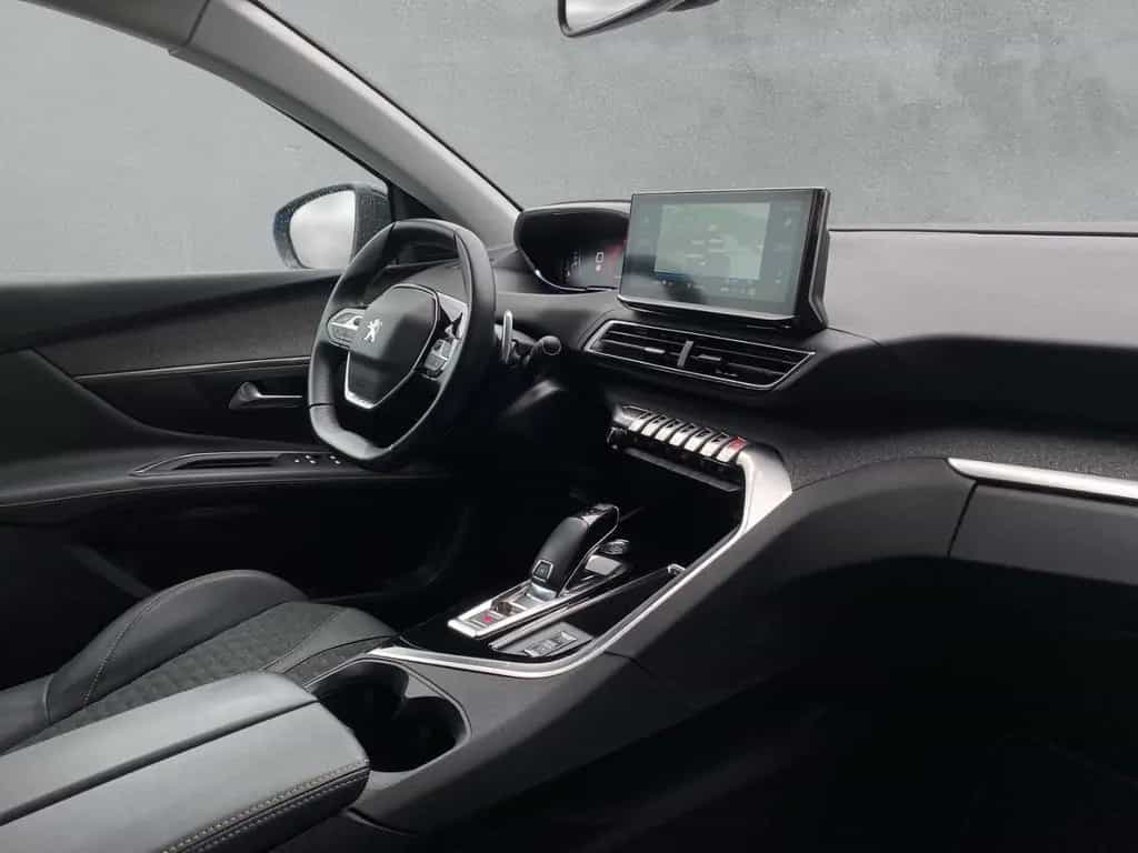 Peugeot 3008 Roadtrip 1.2 PT 130 *Navi Digitales Cockpit 03/2022-photo-14