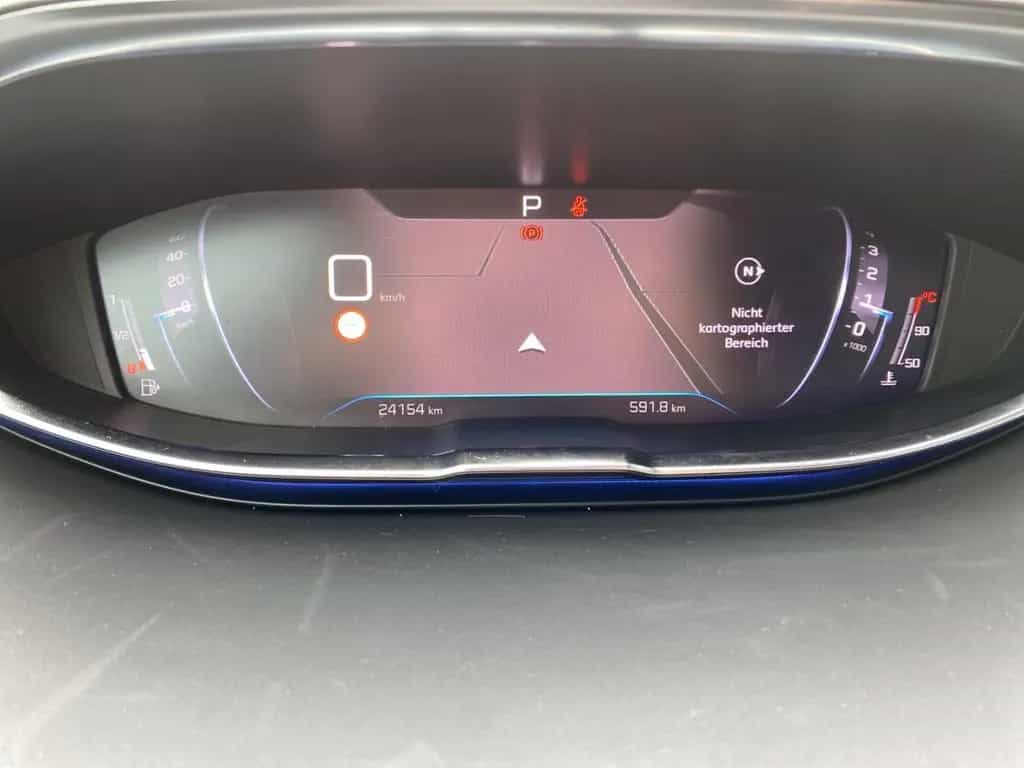 Peugeot 3008 Roadtrip 1.2 PT 130 *Navi Digitales Cockpit 03/2022-photo-16
