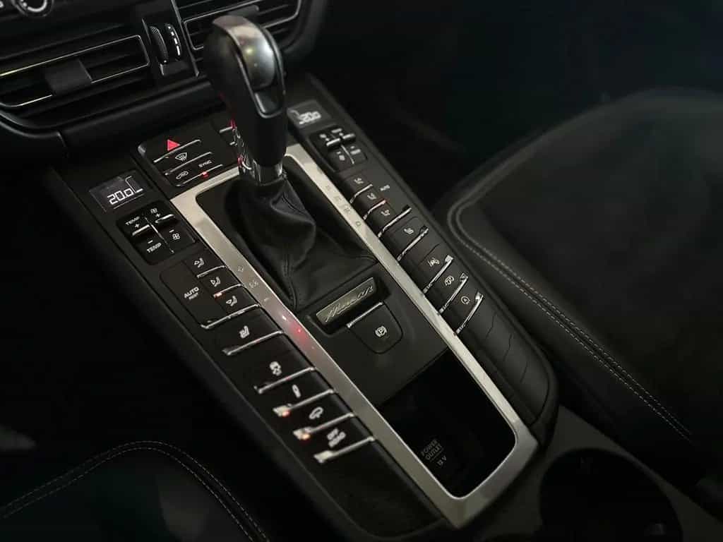 Porsche Macan GTS *Pano,BOSE,ACC,360°,Luft,Chrono* 09/2020-photo-19
