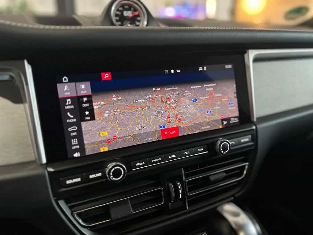 Porsche Macan GTS *Pano,BOSE,ACC,360°,Luft,Chrono* 09/2020-photo-21