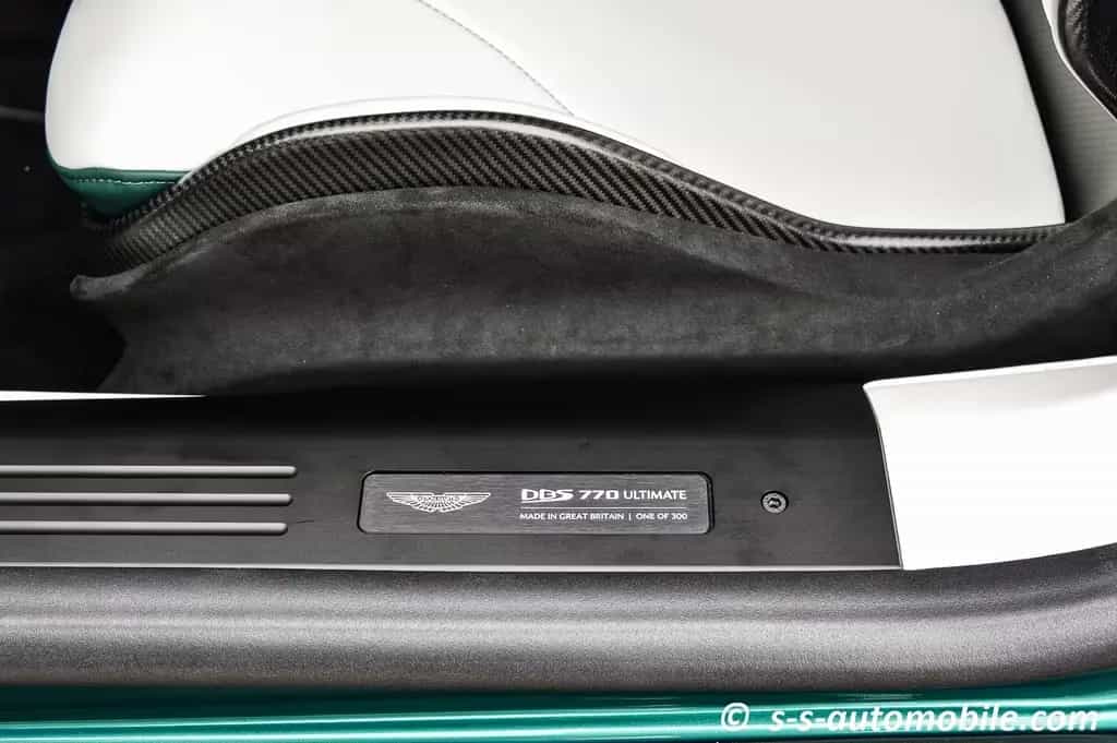 Aston Martin DBS 770 Ultimate Titanium Abgas Lightweight Seat 06/2024-photo-17