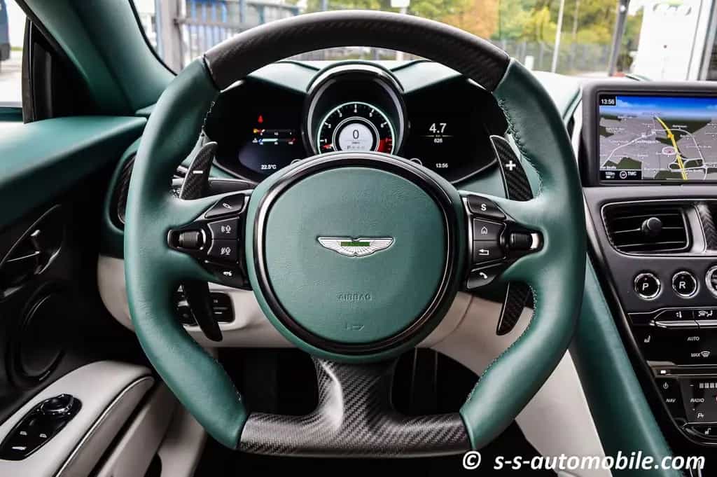 Aston Martin DBS 770 Ultimate Titanium Abgas Lightweight Seat 06/2024-photo-21