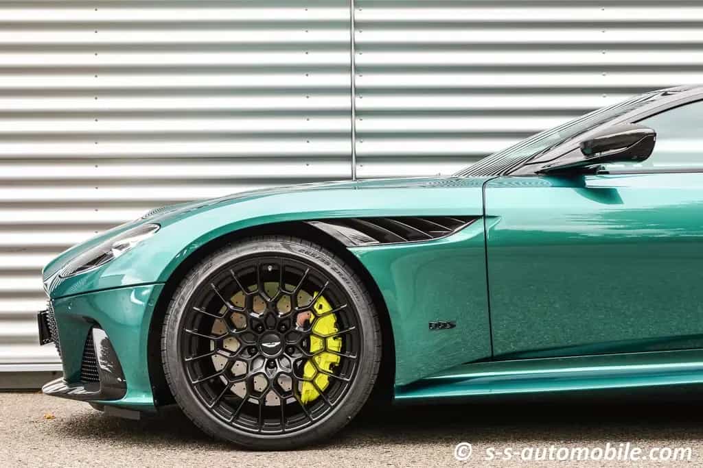 Aston Martin DBS 770 Ultimate Titanium Abgas Lightweight Seat 06/2024-photo-3