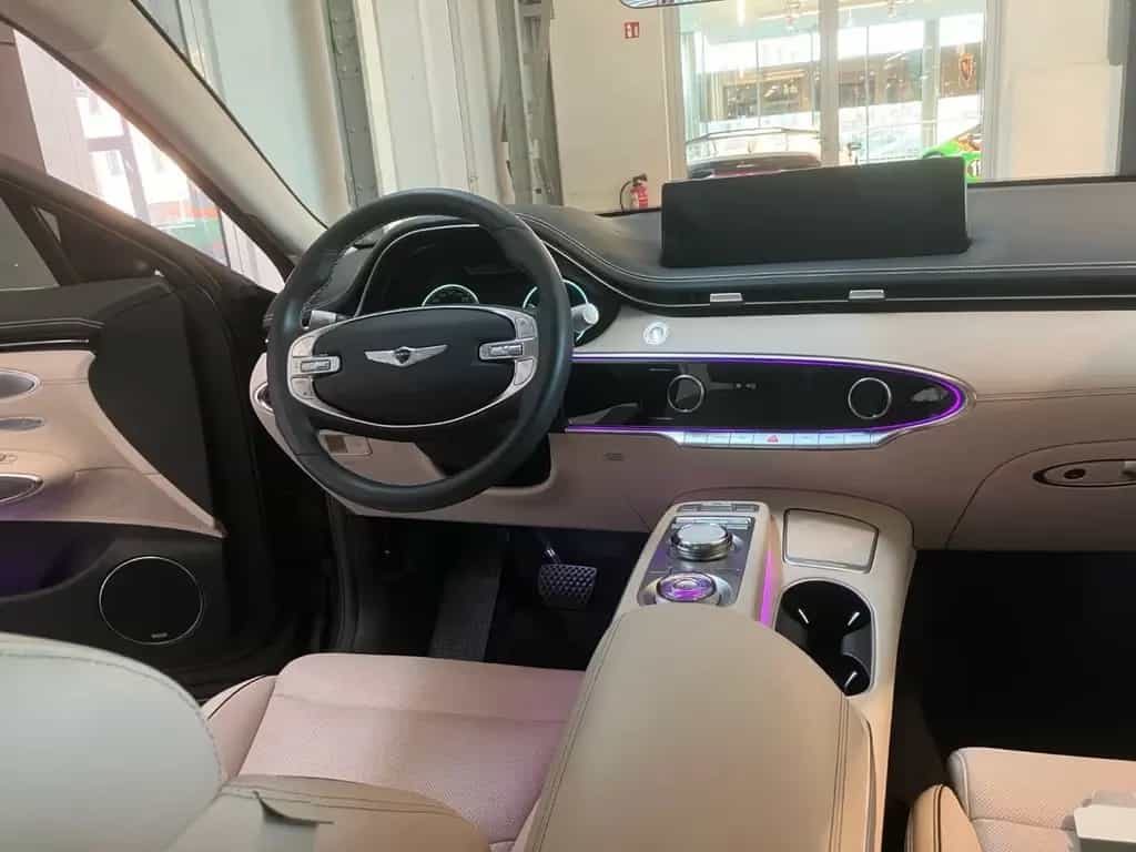 Genesis GV70 Luxury 4WD LED LEDER KAMERA PDC NAVI ALU 10/2023-photo-11