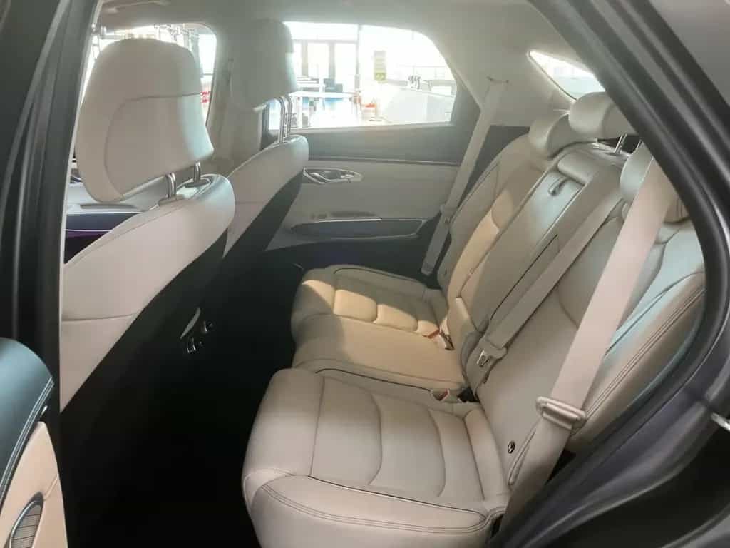 Genesis GV70 Luxury 4WD LED LEDER KAMERA PDC NAVI ALU 10/2023-photo-13