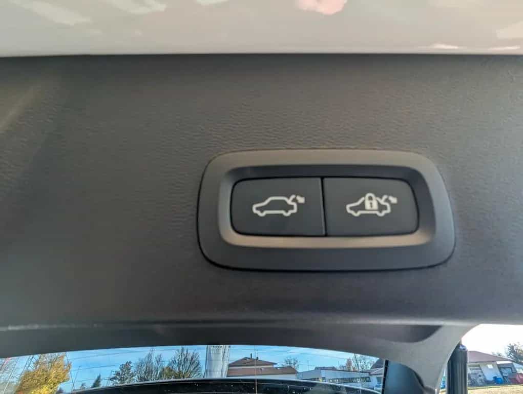 Volvo XC40 XC 40 B3 Core +AHK 03/2024-photo-20