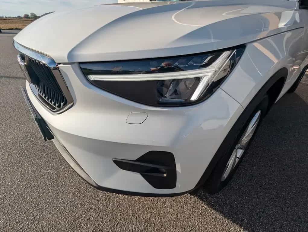 Volvo XC40 XC 40 B3 Core +AHK 03/2024-photo-3