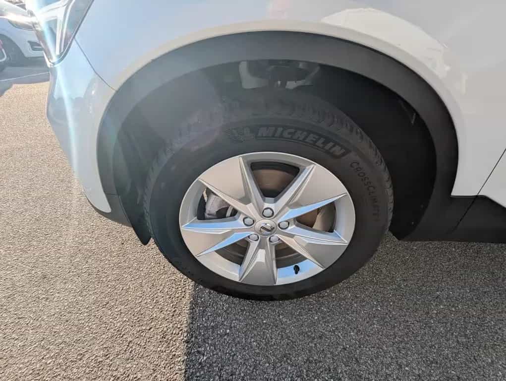 Volvo XC40 XC 40 B3 Core +AHK 03/2024-photo-4