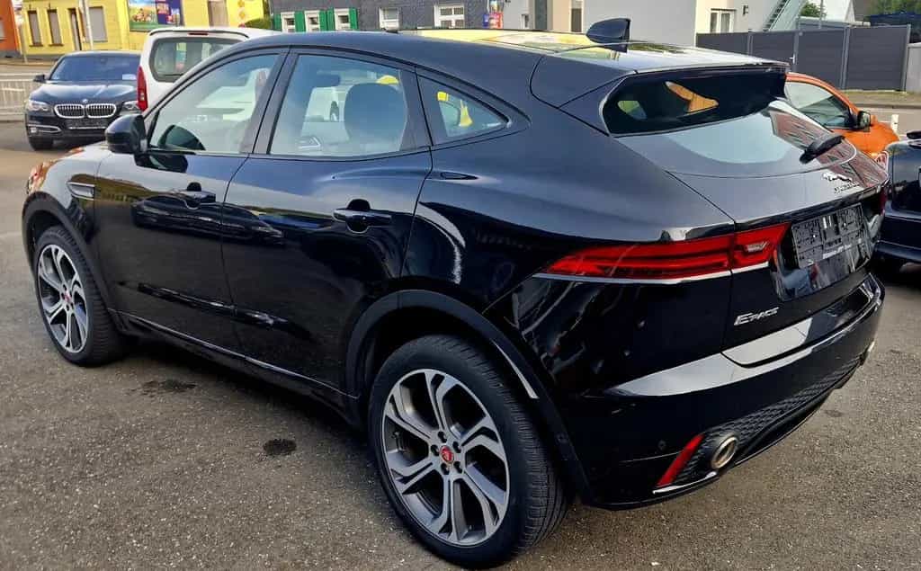 Jaguar E-Pace First Edition AWD Leder+Navi+LED 03/2018-photo-1