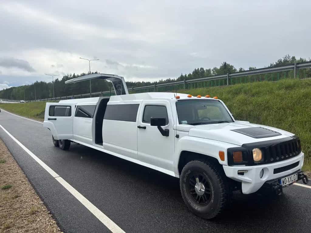 Hummer H3 5.3 V8 Limousine in perfect condition 01/2009-photo-3