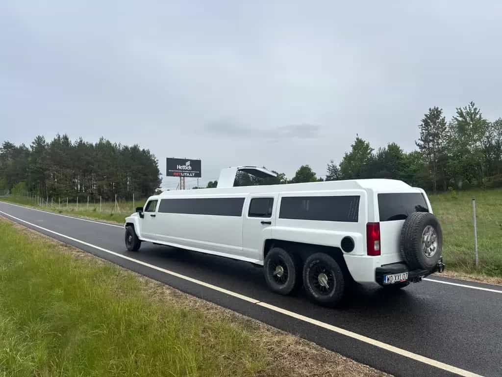 Hummer H3 5.3 V8 Limousine in perfect condition 01/2009-photo-5