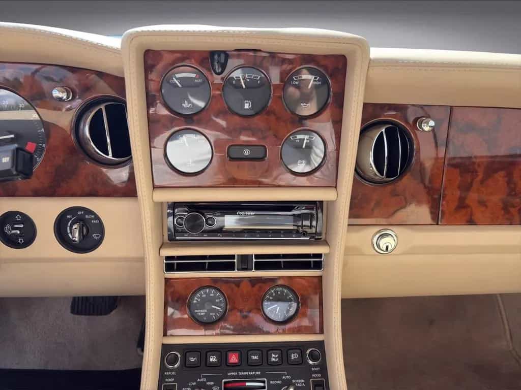 Bentley Azure 6.75 I * TRAUMZUSTAND * 07/2001-photo-12