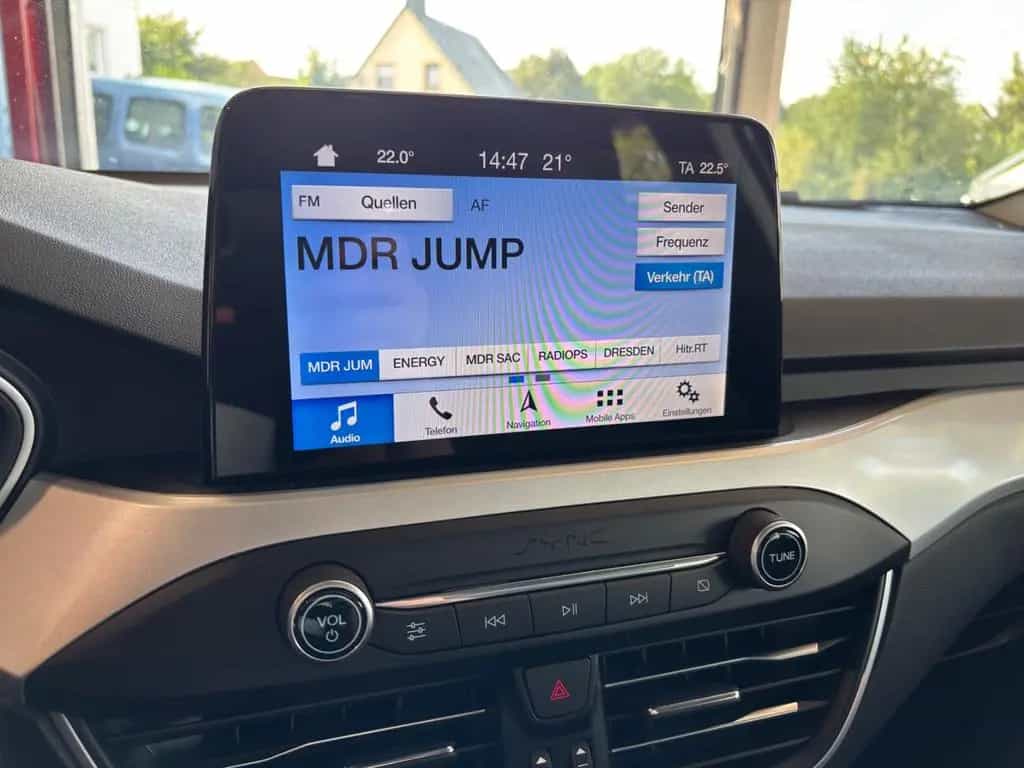 Ford Focus Lim. Cool & Connect Winterpaket Navi 03/2019-photo-17