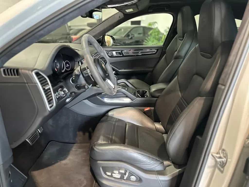 Porsche Cayenne Coupe Turbo *Soft-Close,PDCC,Pano,21"* 02/2020-photo-8