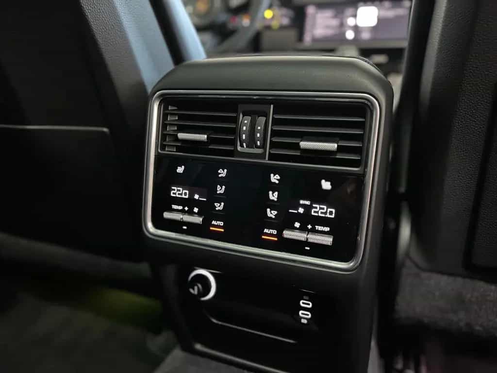 Porsche Cayenne Coupe Turbo *Soft-Close,PDCC,Pano,21"* 02/2020-photo-22