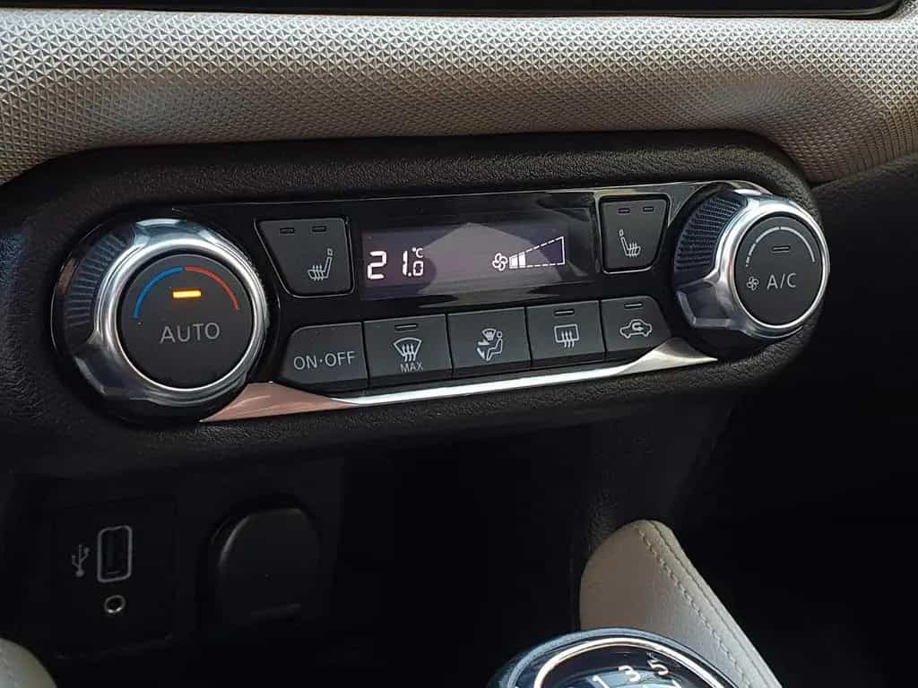 Nissan Micra N-Connecta**Kamera*Navi*BT*Sitzhzg** 11/2019-photo-18