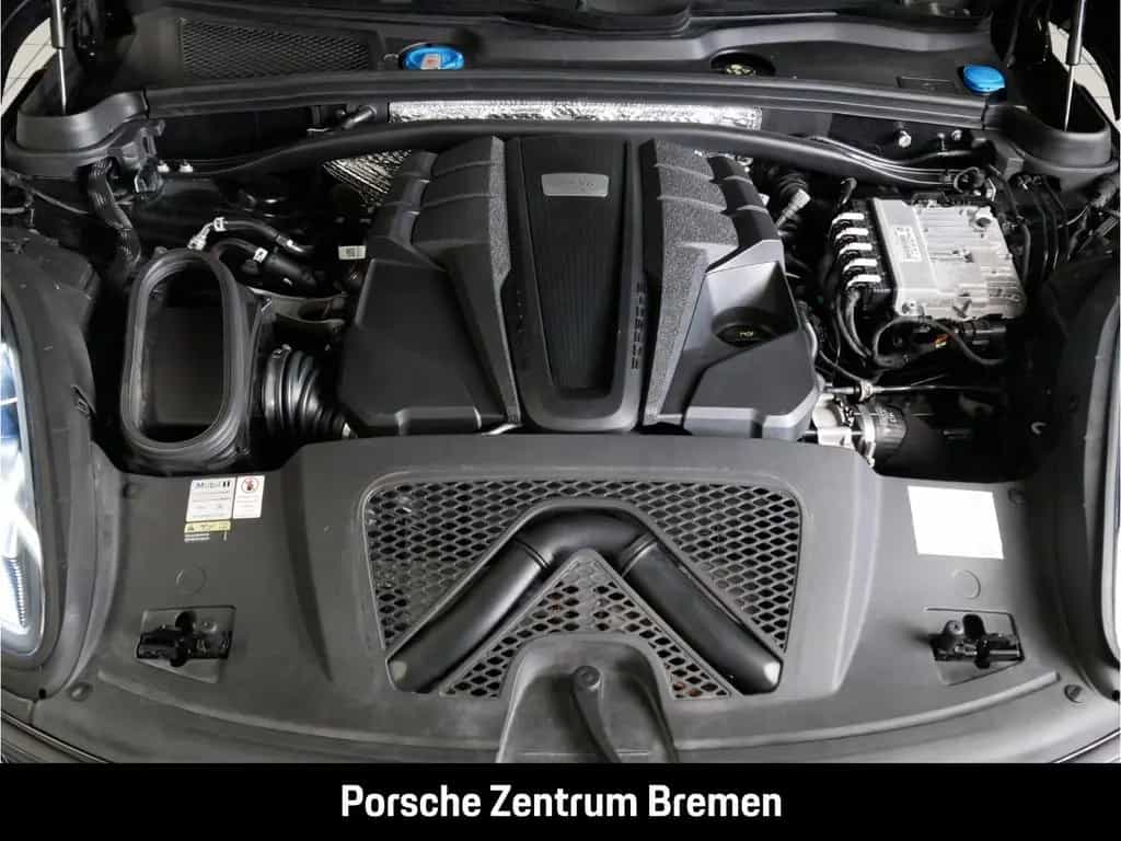 Porsche Macan GTS Panorama PASM Sitzheizung 06/2021-photo-12
