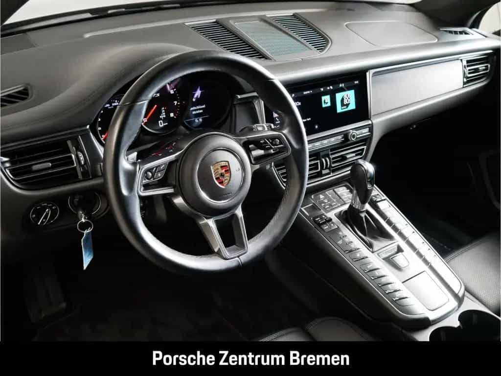 Porsche Macan GTS Panorama PASM Sitzheizung 06/2021-photo-15