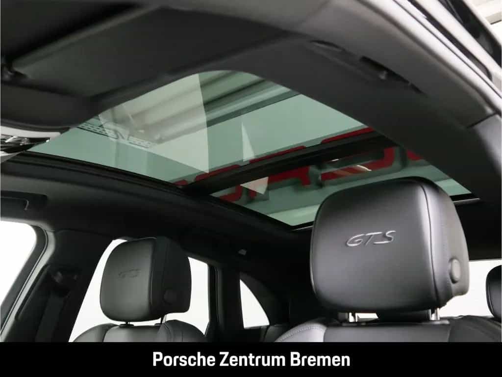 Porsche Macan GTS Panorama PASM Sitzheizung 06/2021-photo-18