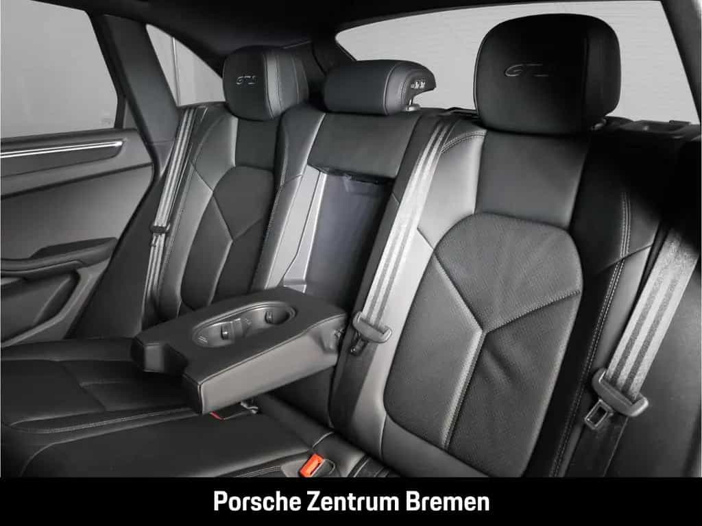 Porsche Macan GTS Panorama PASM Sitzheizung 06/2021-photo-20